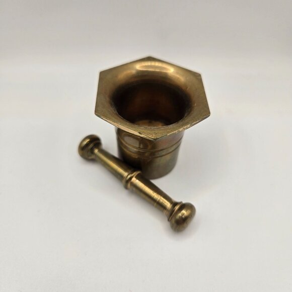 Vintage Brass Mortar & Pestle Set Pharmacy apothecary Potions Spells - Picture 2 of 6